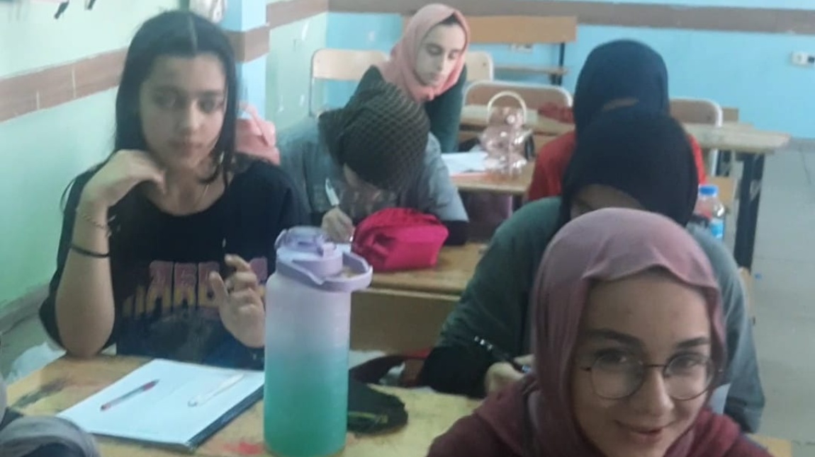 7. Sınıflar İçin LGS’ye İlk Adım: Yaz Dönemi Hazırlık ve Kamp Programı Başladı