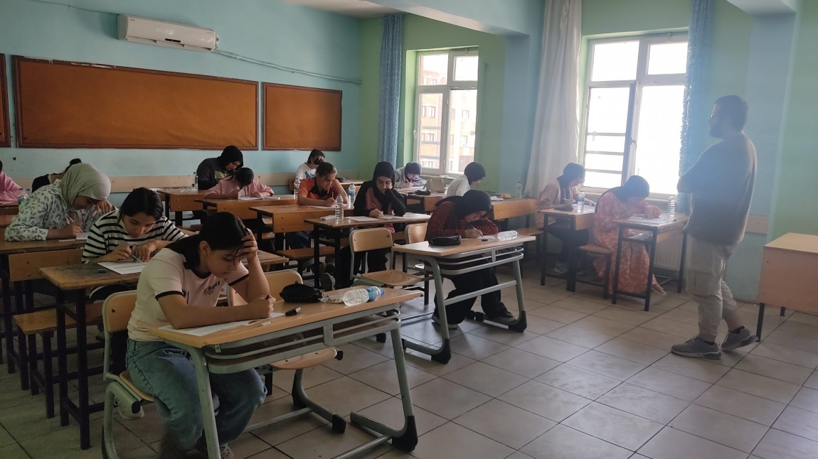 LGS Öncesi Okulumuzda Tam Prova Gerçekleştirildi